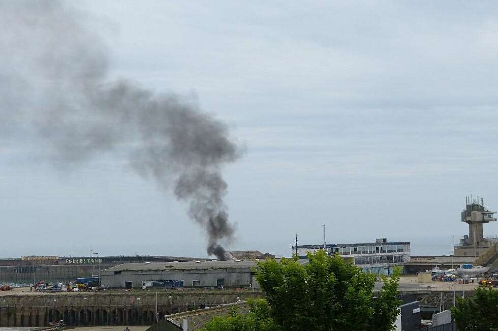 Smoke billows into the sky in Folkestone. Picture: @Kent_999s