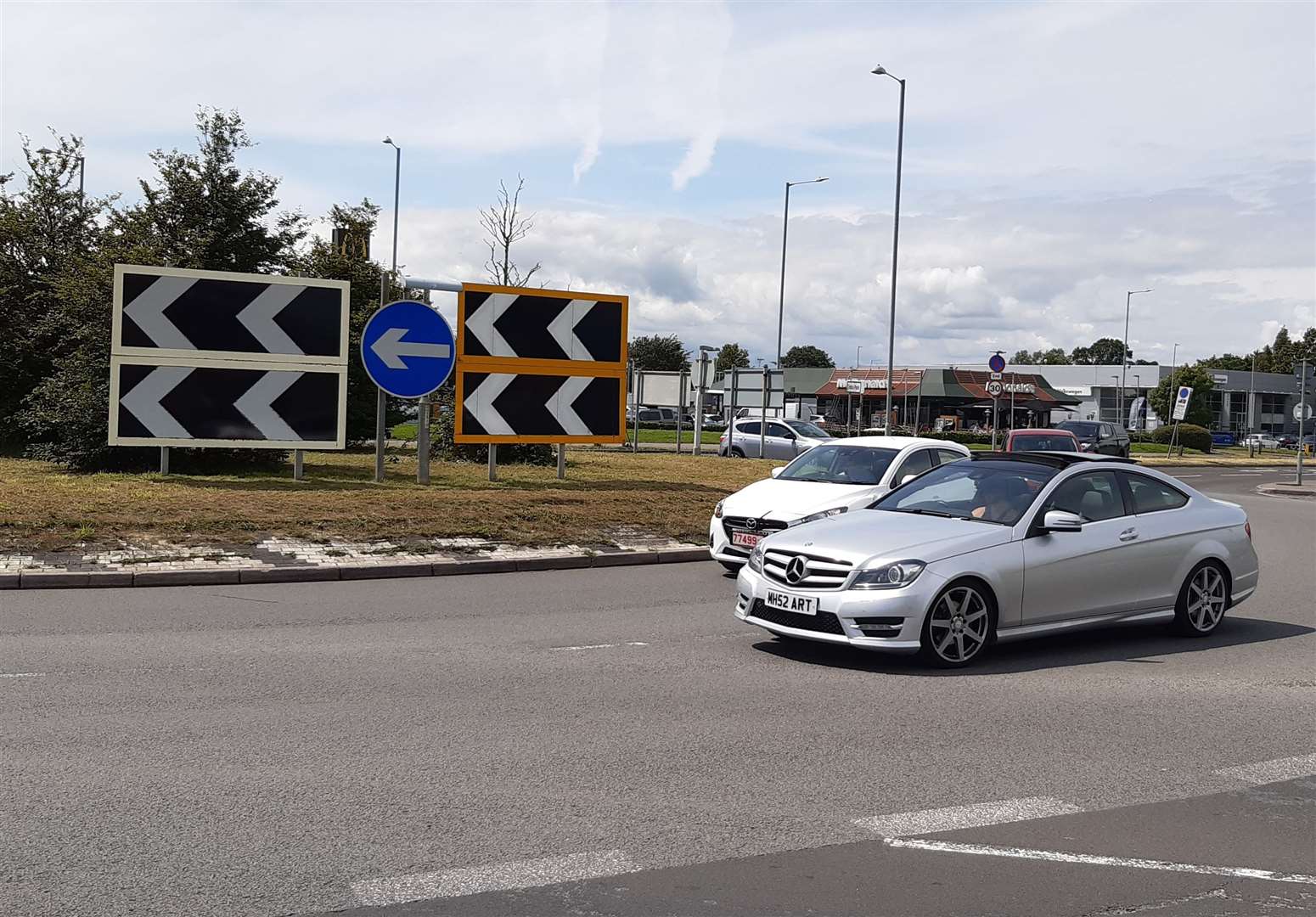 Chaos fears as roundabout works delayed again