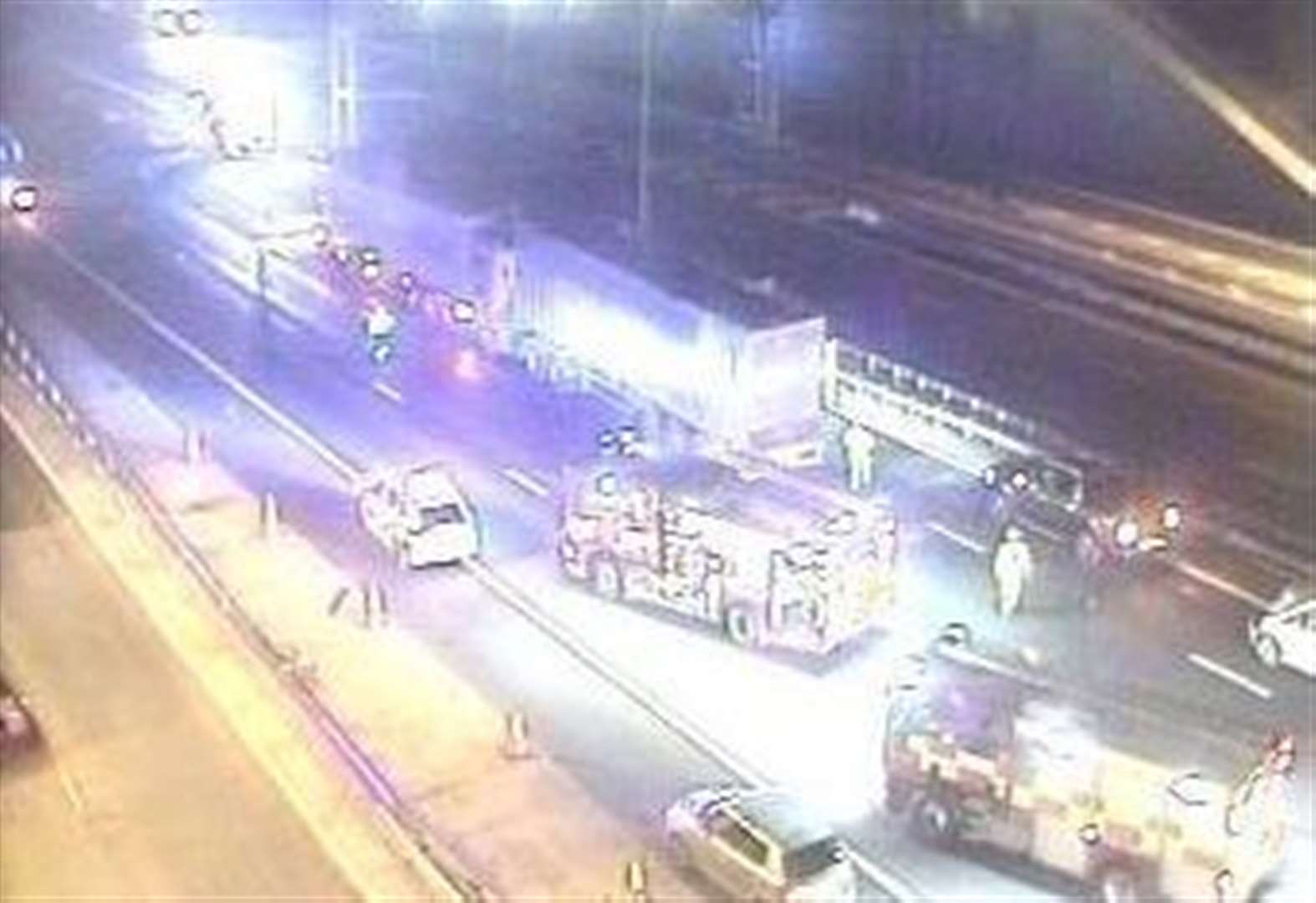 Long delays on M25 cleared after lorry crash