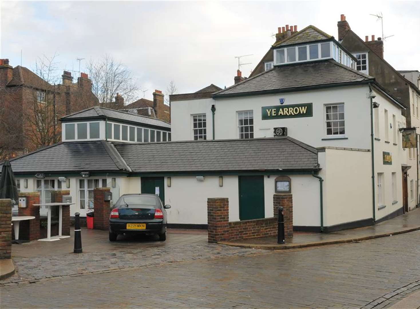 Pub re-opens after mouse infestation