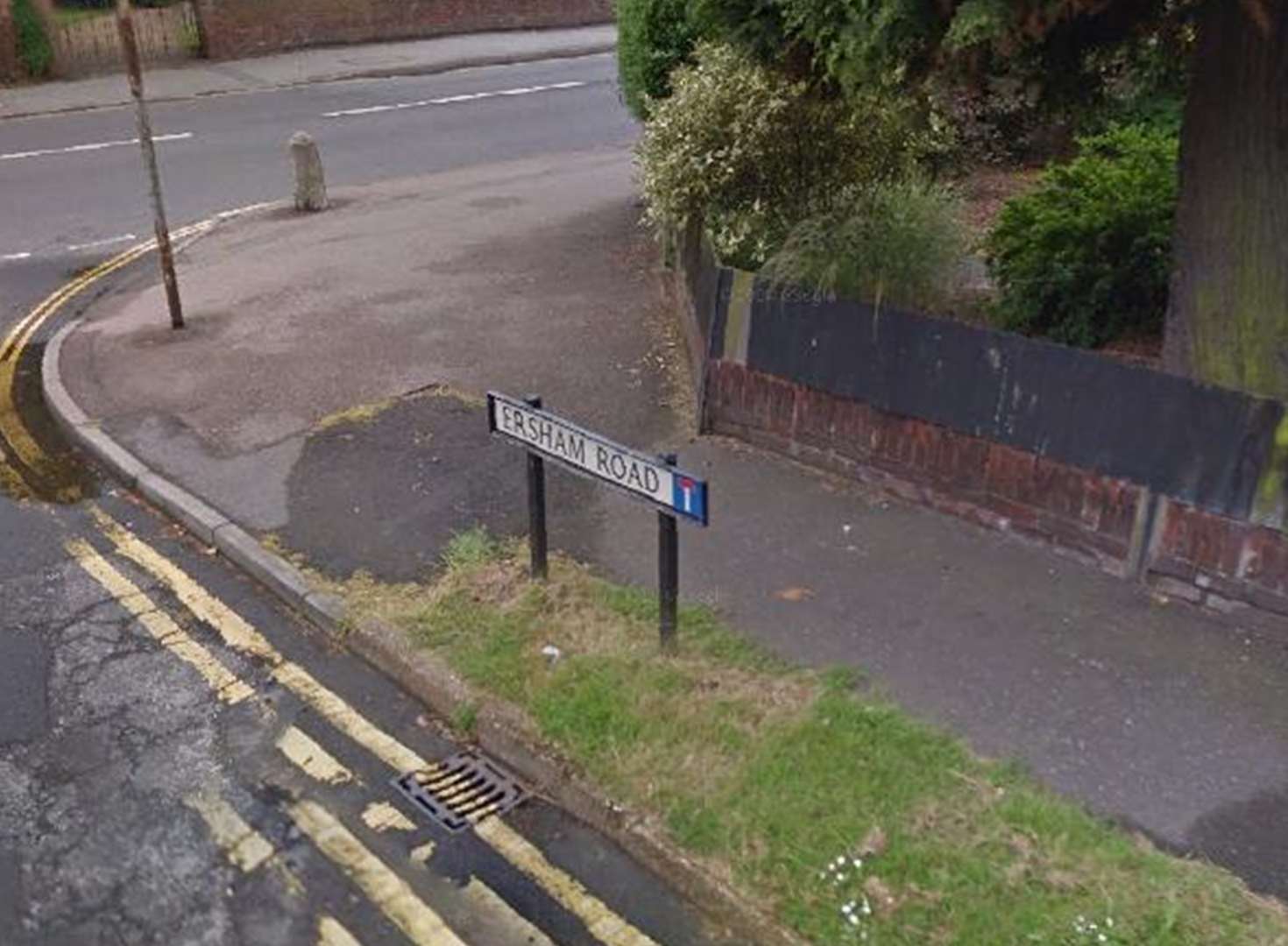 Police called to house after body discovered