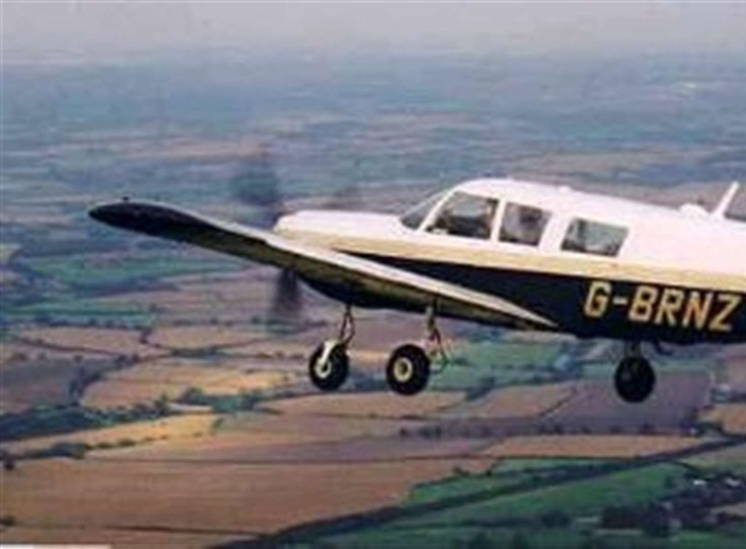 Pilot arrested for alleged people smuggling