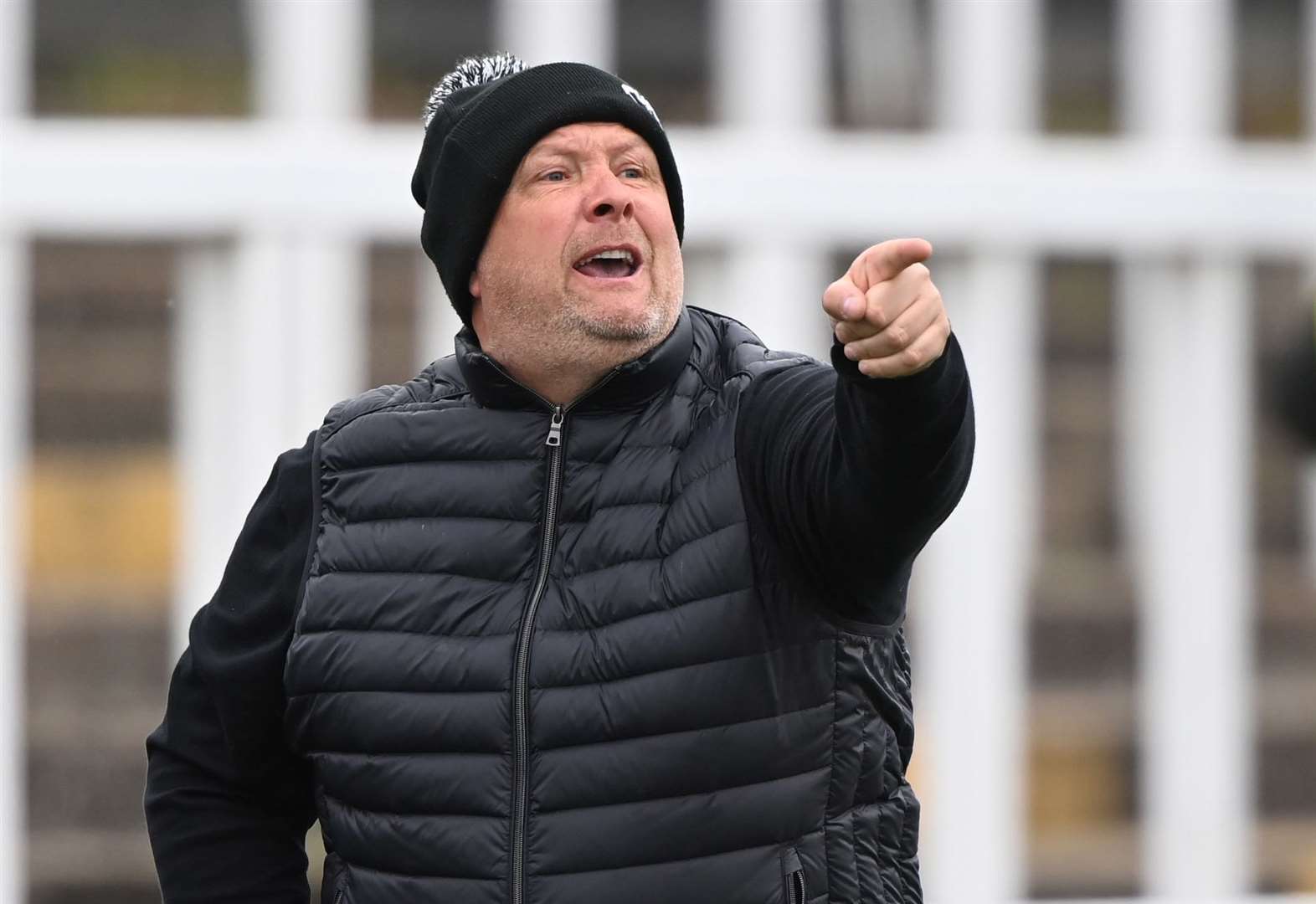 Bromley boss favourite for the Gillingham job but Lovell remains keen