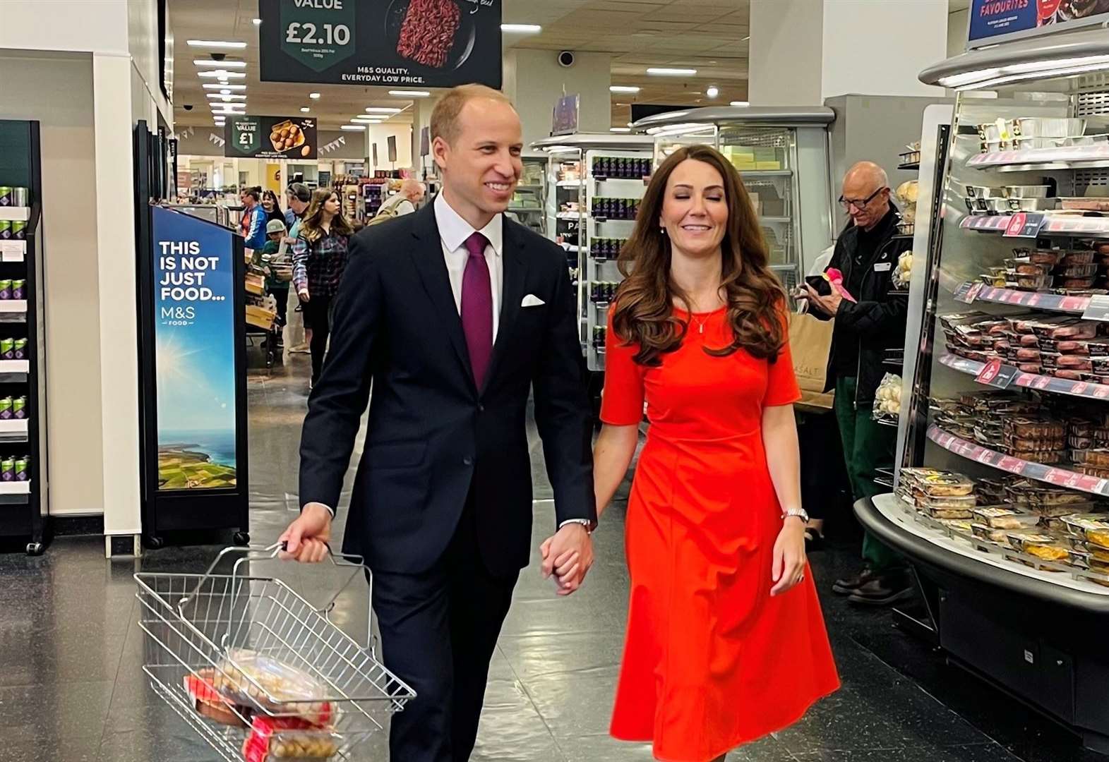 Is that Wills and Kate in Kent M&S?