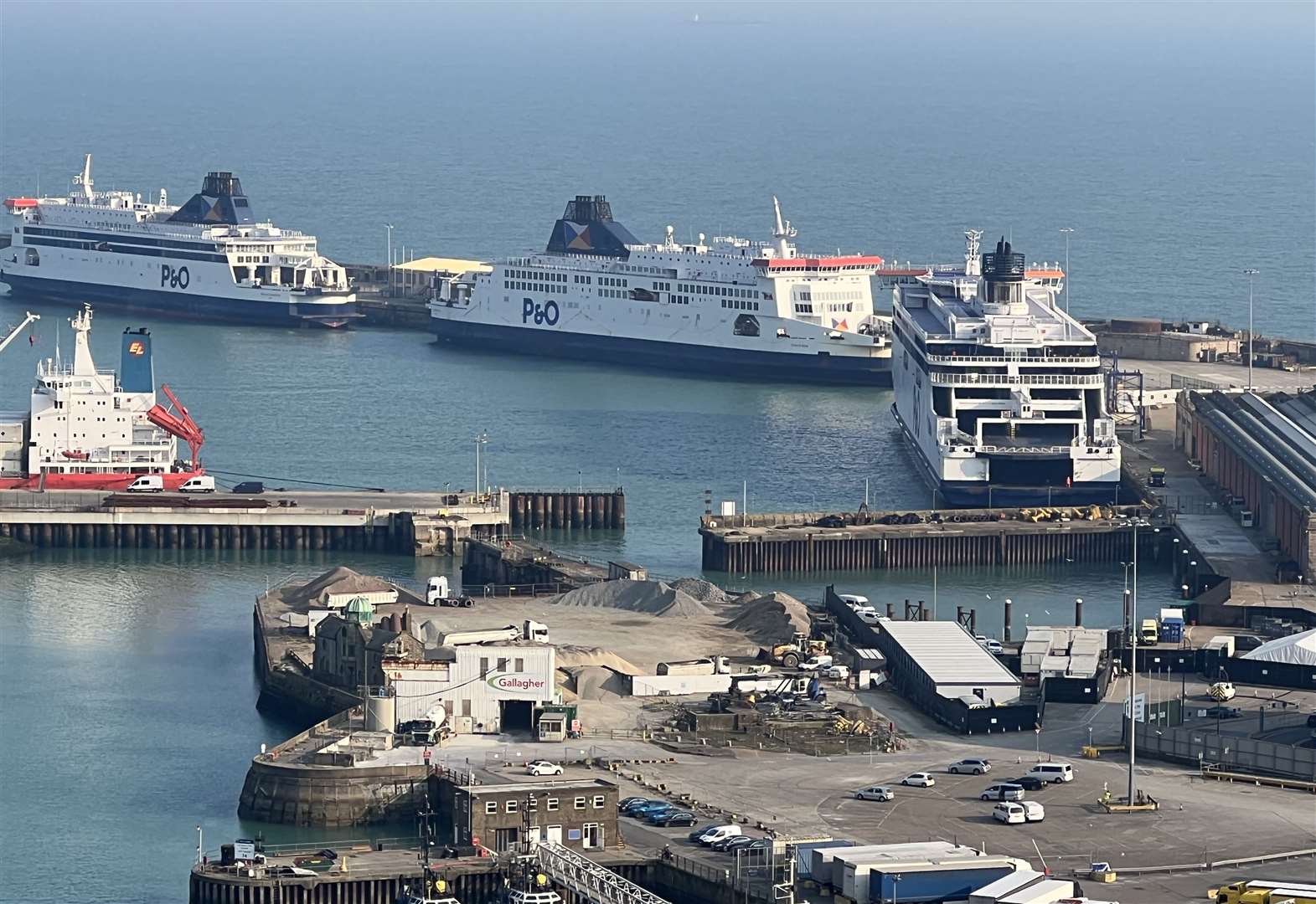 Seven P&O agency workers sacked for drinking on job