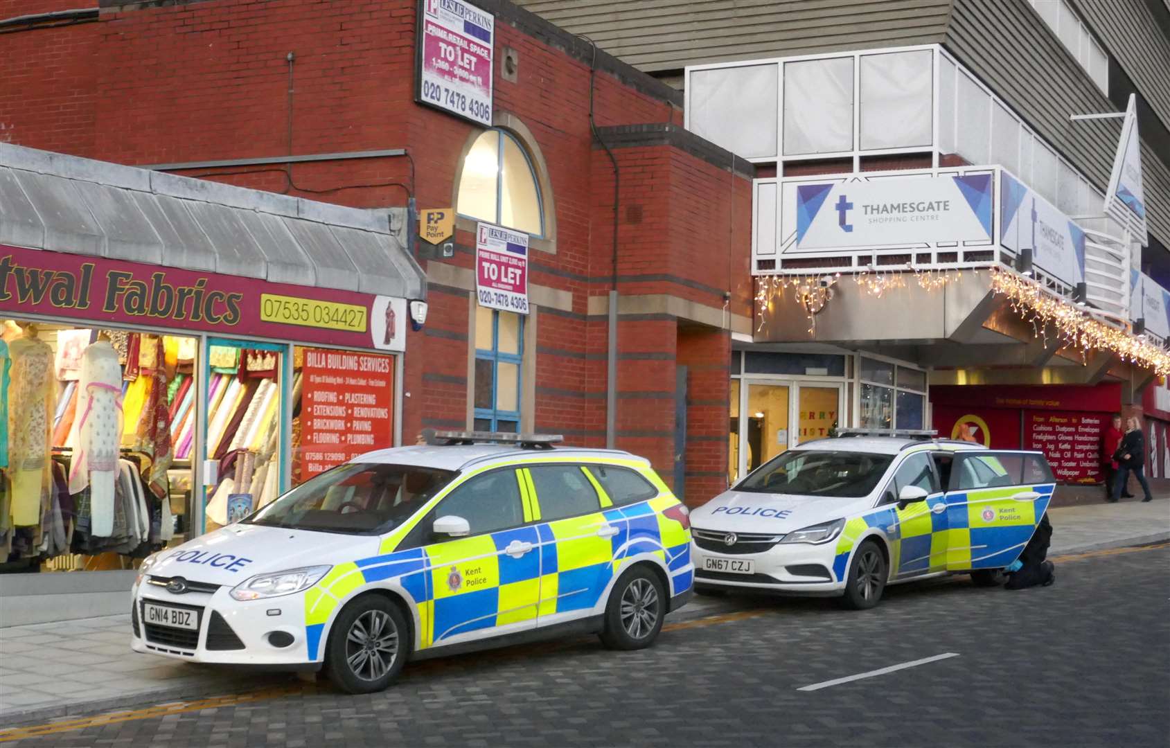 Officers were called to the shopping centre yesterday (5573924)