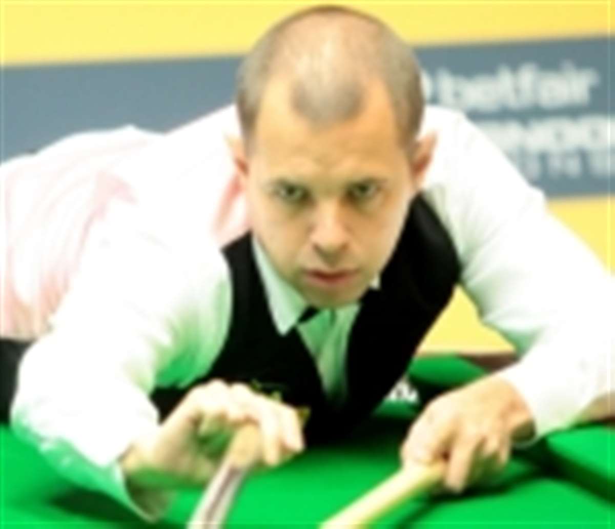 Ditton snooker player Barry Hawkins beats Ding Junhui to reach semi-finals of the World Championship at the Crucible