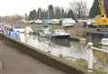 Drama of three-hour effort to save sinking houseboat