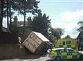 Tipper truck - Lorry accident caught on camera