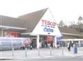 Shopper loses £500 after Tesco bag snatch
