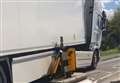 Amazon driver helps free wedged lorry