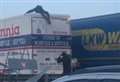 Migrants jump out of lorry on M25