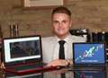 Teenager teaches investors tricks of financial trading 