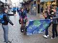 Round the world Tandem Men given a hero's welcome