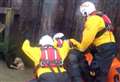 Dramatic moment lifeboat crews rescue ‘desperate’ dog who plunged 14ft into River Thames