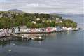 Earthquake shakes residents on Scottish island