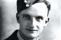 Second World War bomber pilot dies aged 98