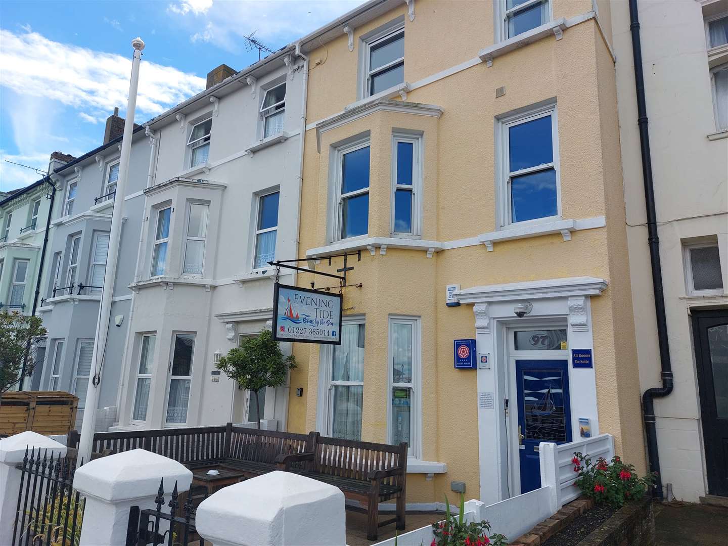 Evening Tide guest house in Central Parade, Herne Bay