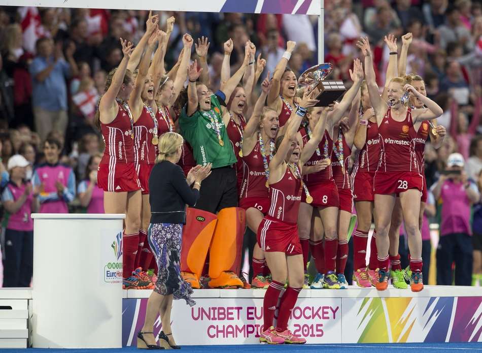 England lift the Eurohockey title after beating the Netherlands in a shootout Picture: Chris Lee / England Hockey