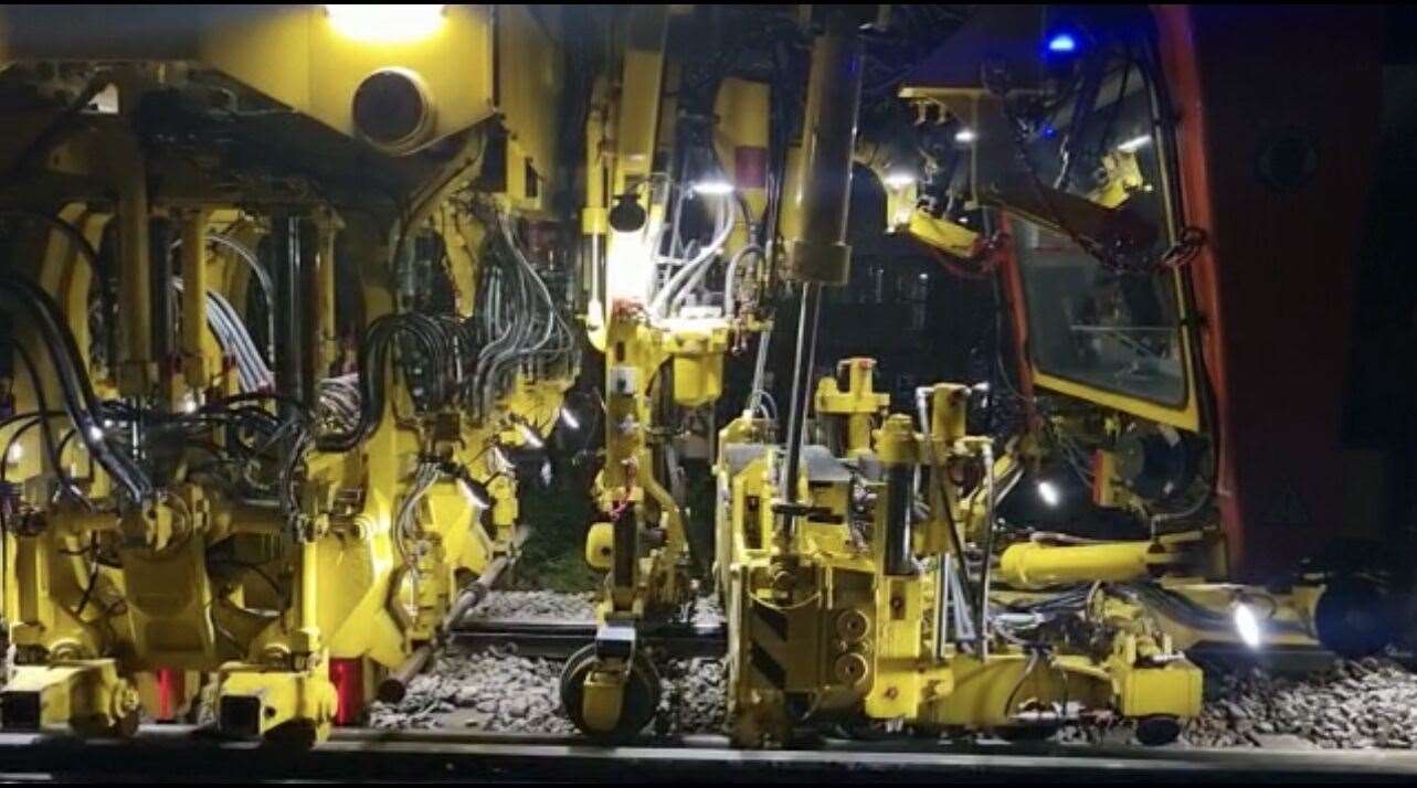 Working throughout the night at Lewisham junction over the Christmas and New Year holidays. Picture: Network Rail/Colas Rail