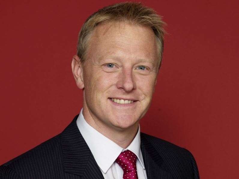 BBC South East presenter Rob Smith is leaving the broadcaster after 25 years