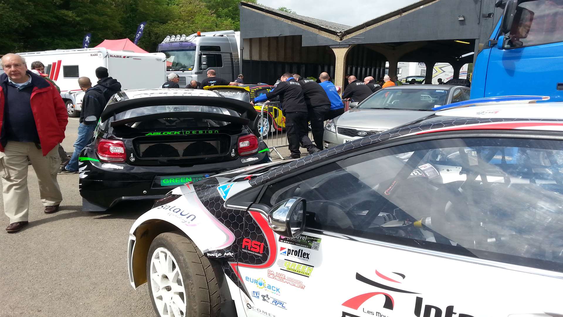 The scrutineering bay was a very busy place