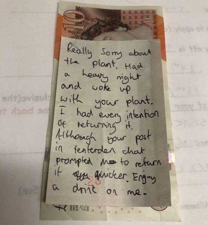 The anonymous culprit left an apology note explaining it was a drunken mistake and £10 for staff to 'enjoy a drink'. Picture: Keith Cooper