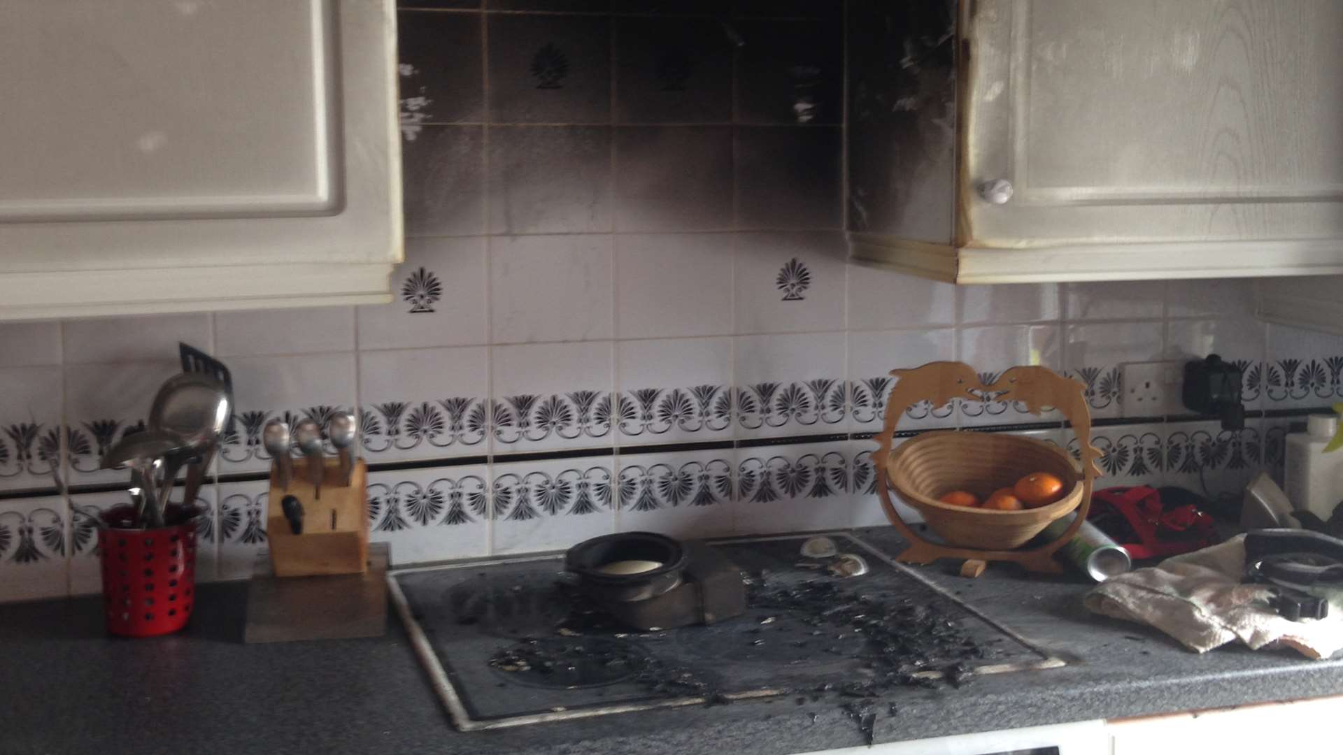 The damaged cooker