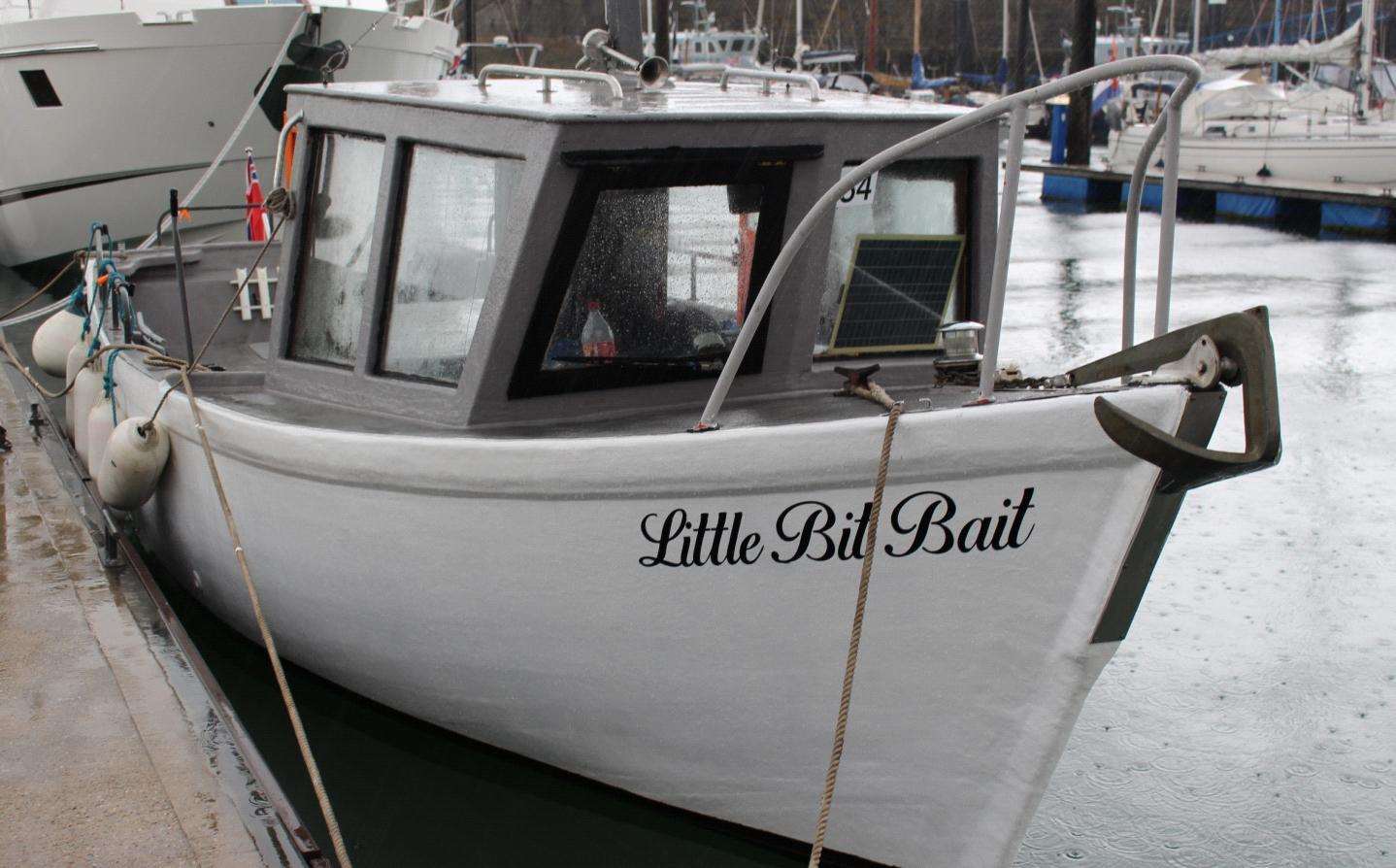 The boat, “A Little Bit of Bait” was brought into Ramsgate harbour where Border Force officers were waiting (6901773)