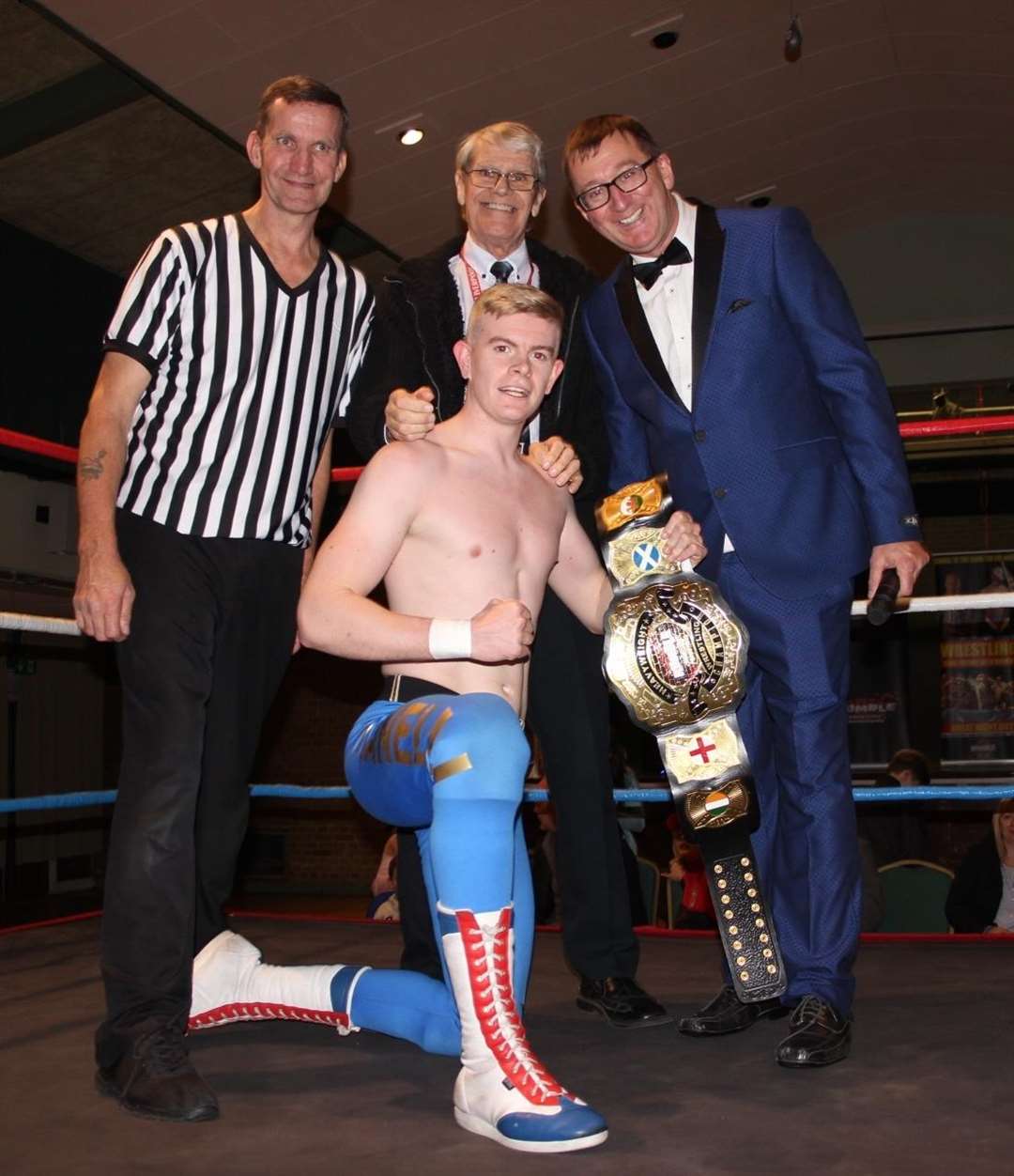 Syd Manelli with referee Dave Macro, veteran ref Mal Mason and promoter Stephen Barker at Rumble Wrestling's championship bout at Kemsley village hall (6296683)