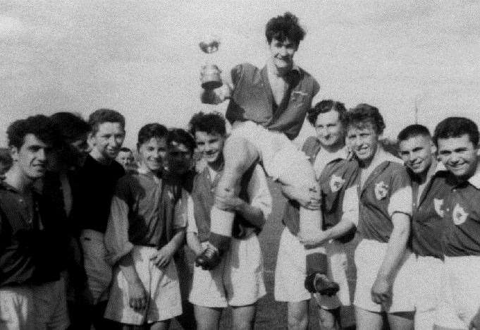 Heathside Sports, Kent Minor Cup winners in 1958. They were the forerunners of Darenth Heathside