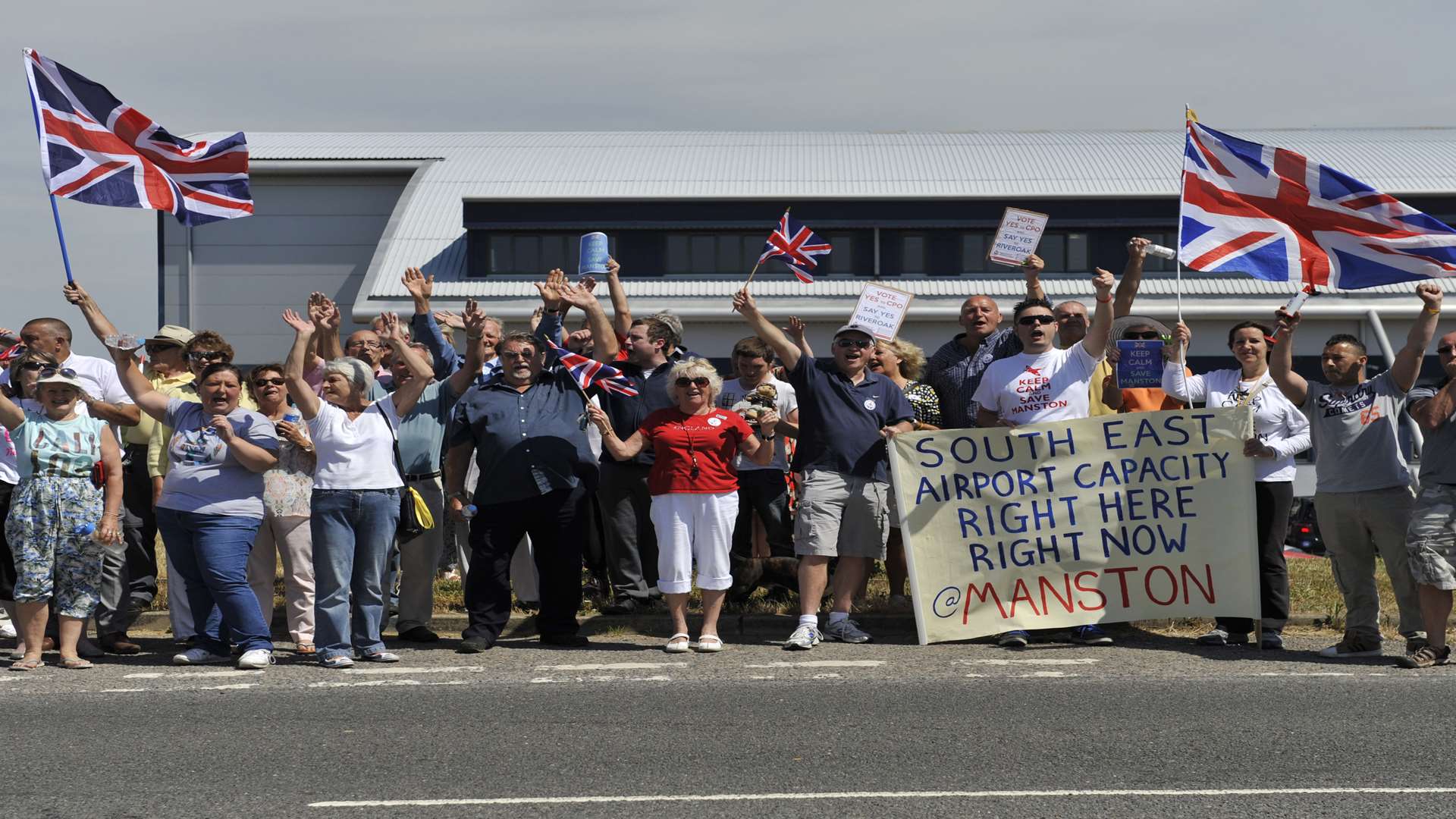 Many campaigners still want Manston to reopen as an airport