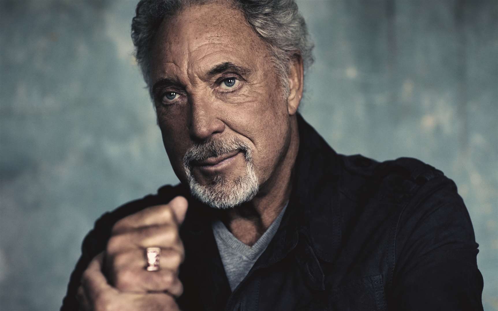 Tom Jones will play at the Hop Farm