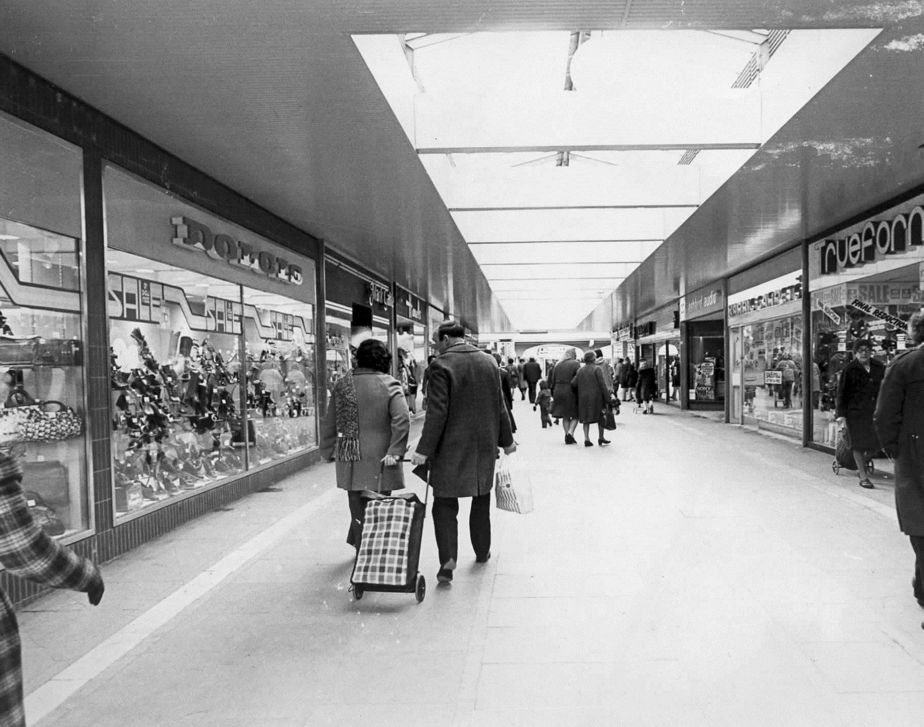 Tufton Shopping Centre in 1977