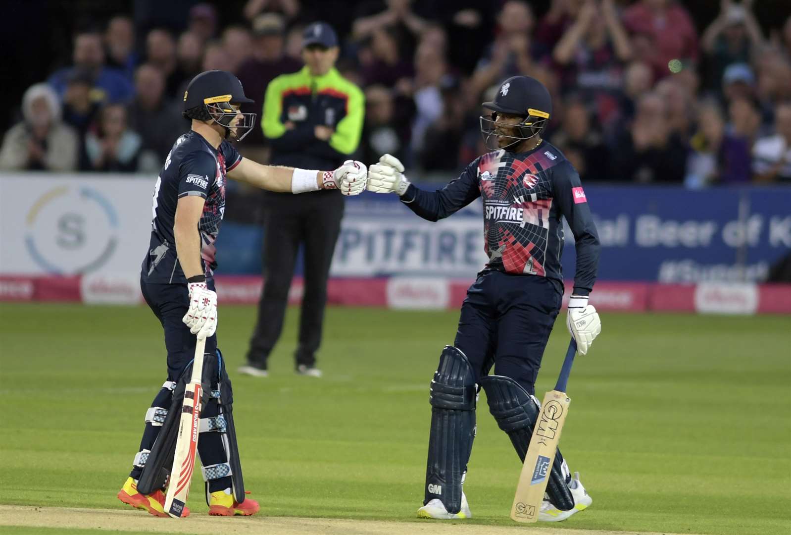 Sam Billings and Daniel Bell-Drummond led Kent Spitfires to a total of 162-7. Picture: Barry Goodwin (50663573)