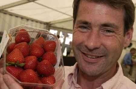 Alastair Brooks, Langdon Manor Farm, Graveney, Faversham, with his prize winning Jubilee strawberries