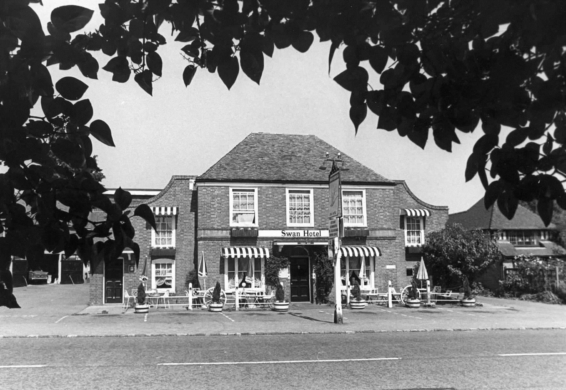Swan Hotel, Appledore in 1981