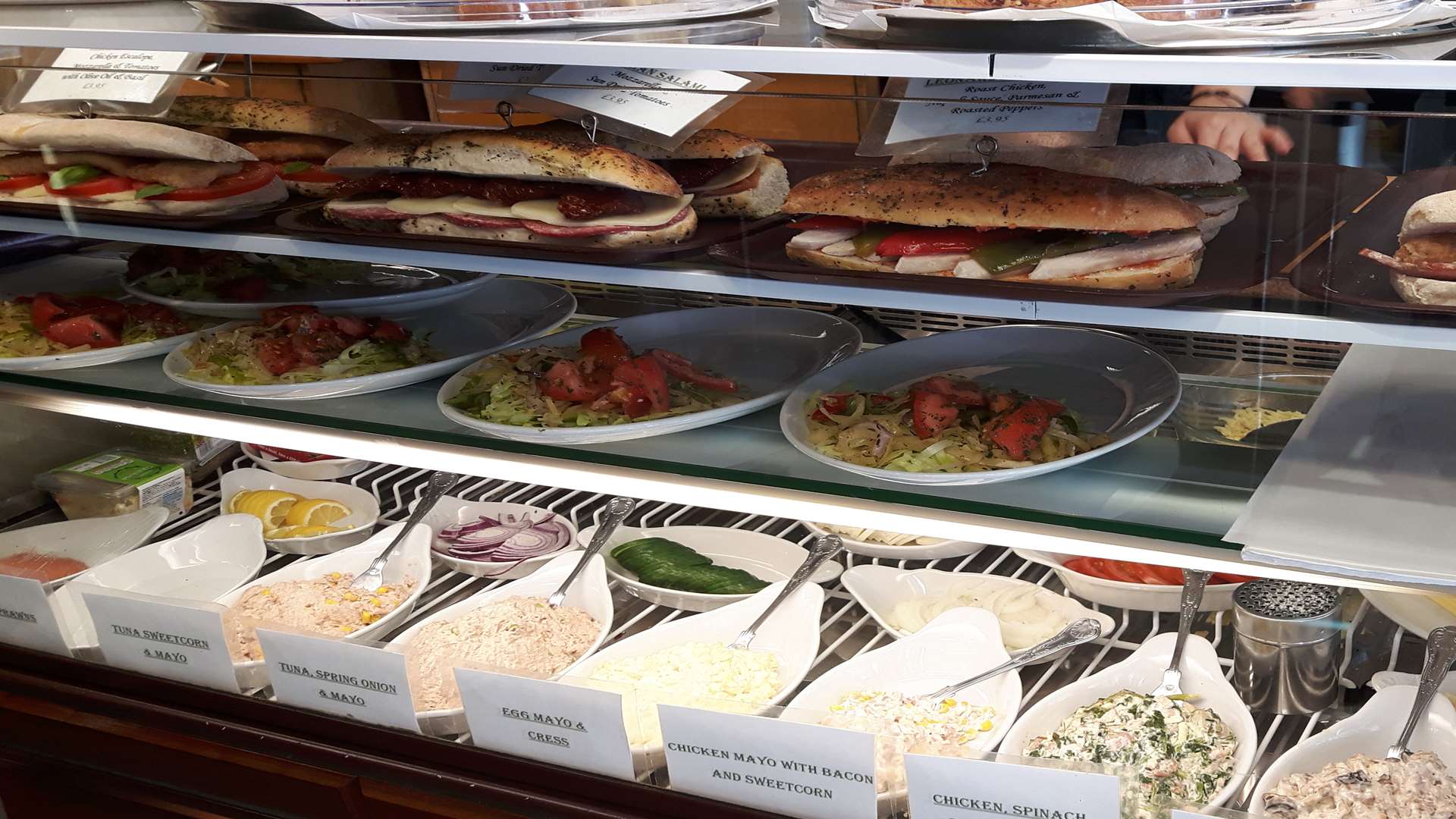 Leonardo's Sandwich Bar offers European-inspired dishes.