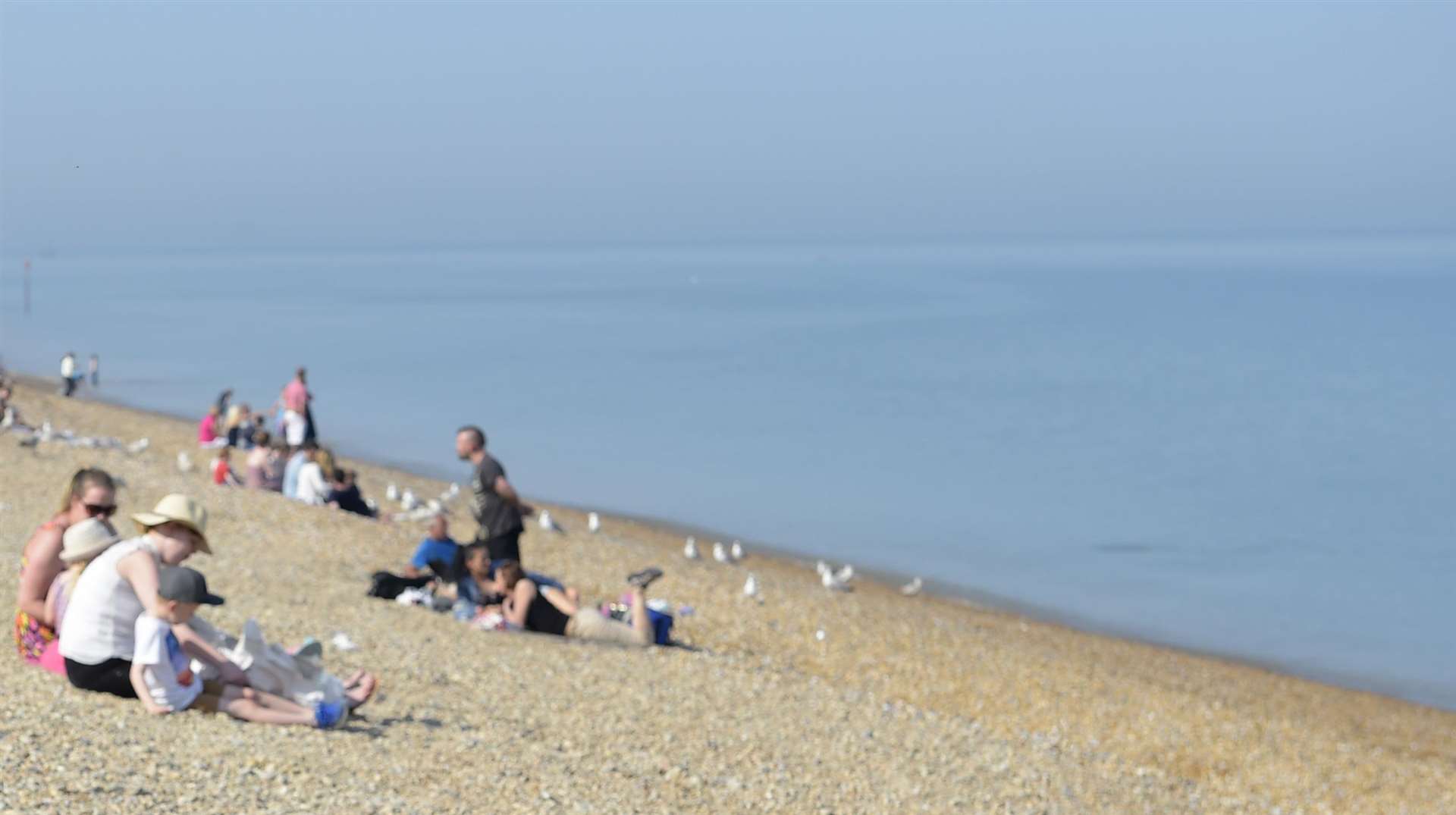 Don't put your sunglasses away just yet, warm and sunny spells are expected to reach Kent soon
