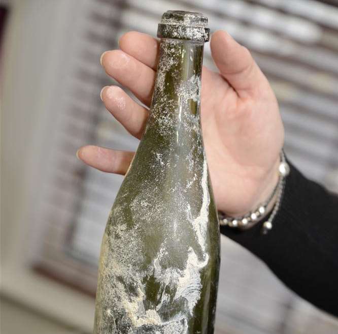 The message in a bottle found in the chimney
