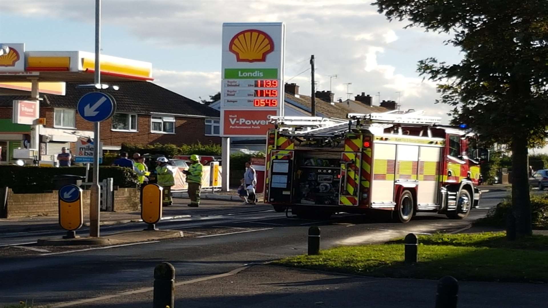 The emergency services at the scene. Picture: Chris Kidman