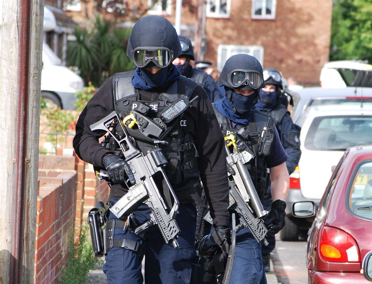 Armed police. Picture; Gerry Warren FM3158126 (1657707)