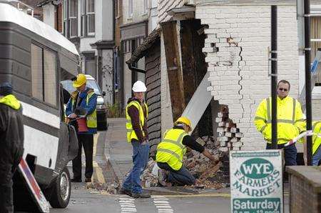 Camper van smashes into house near the green in Wye