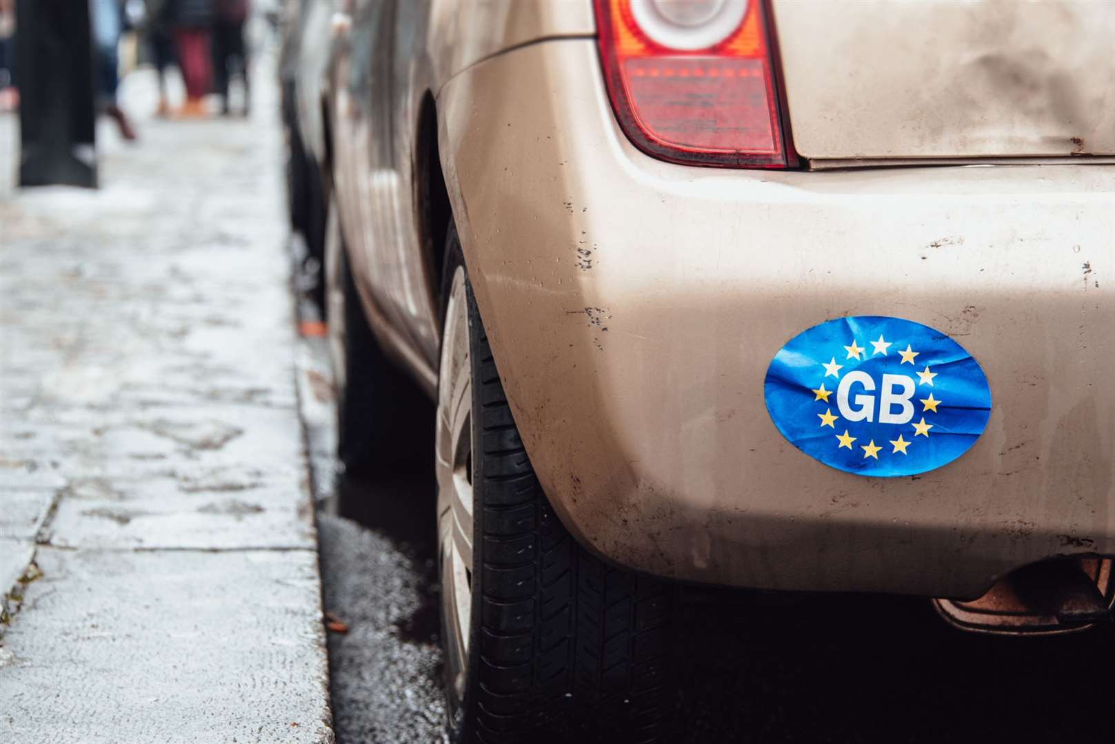 The old style GB car sticker cannot be used anymore