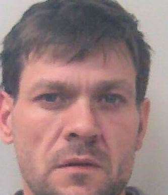 'Prolific and violent' burglar George Dunn has been sentenced to almost four years in prison