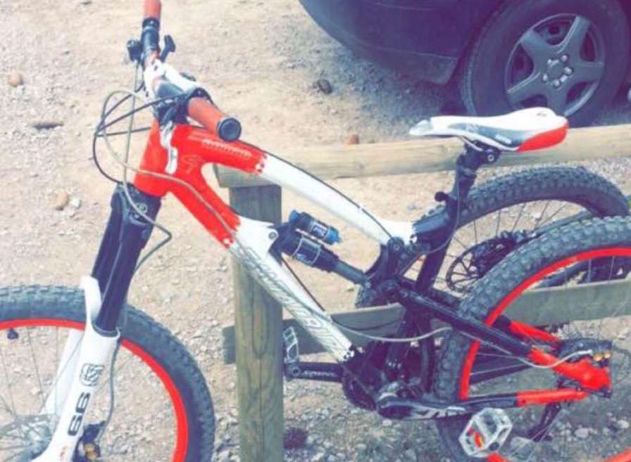 A white and red Santa Cruise mountain bike was stolen from Wickenden Road in Sevenoaks.
