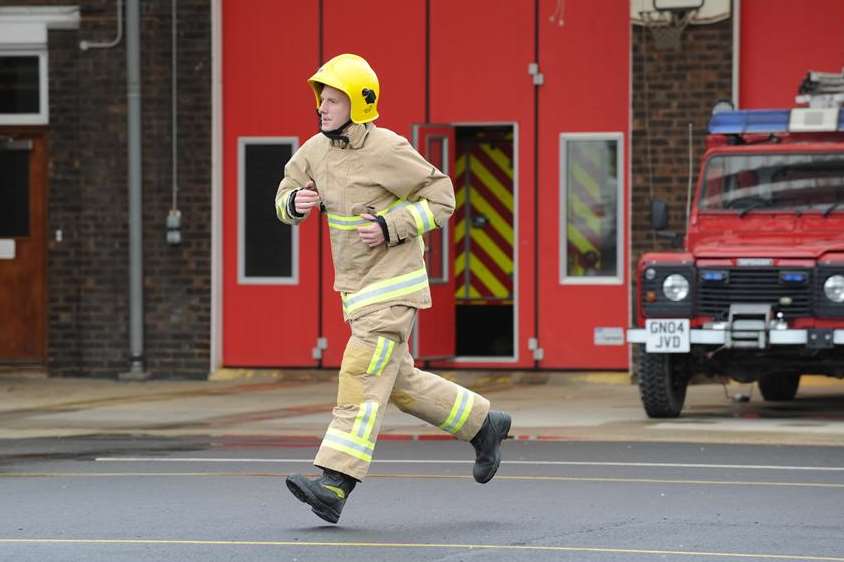 Sam Sellick who is running the London marathon in full fire gear in world record attempt