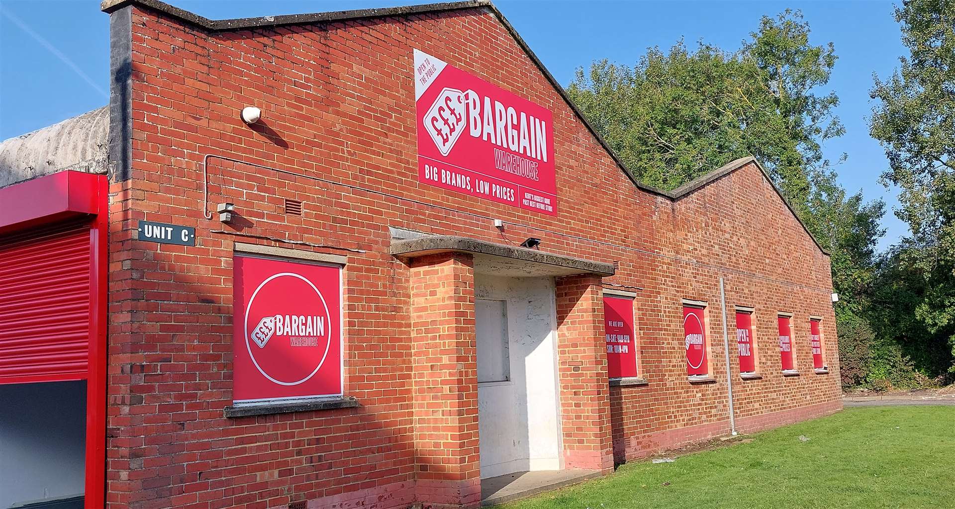 Bargain Warehouse has filled a unit on Beaver Industrial Estate