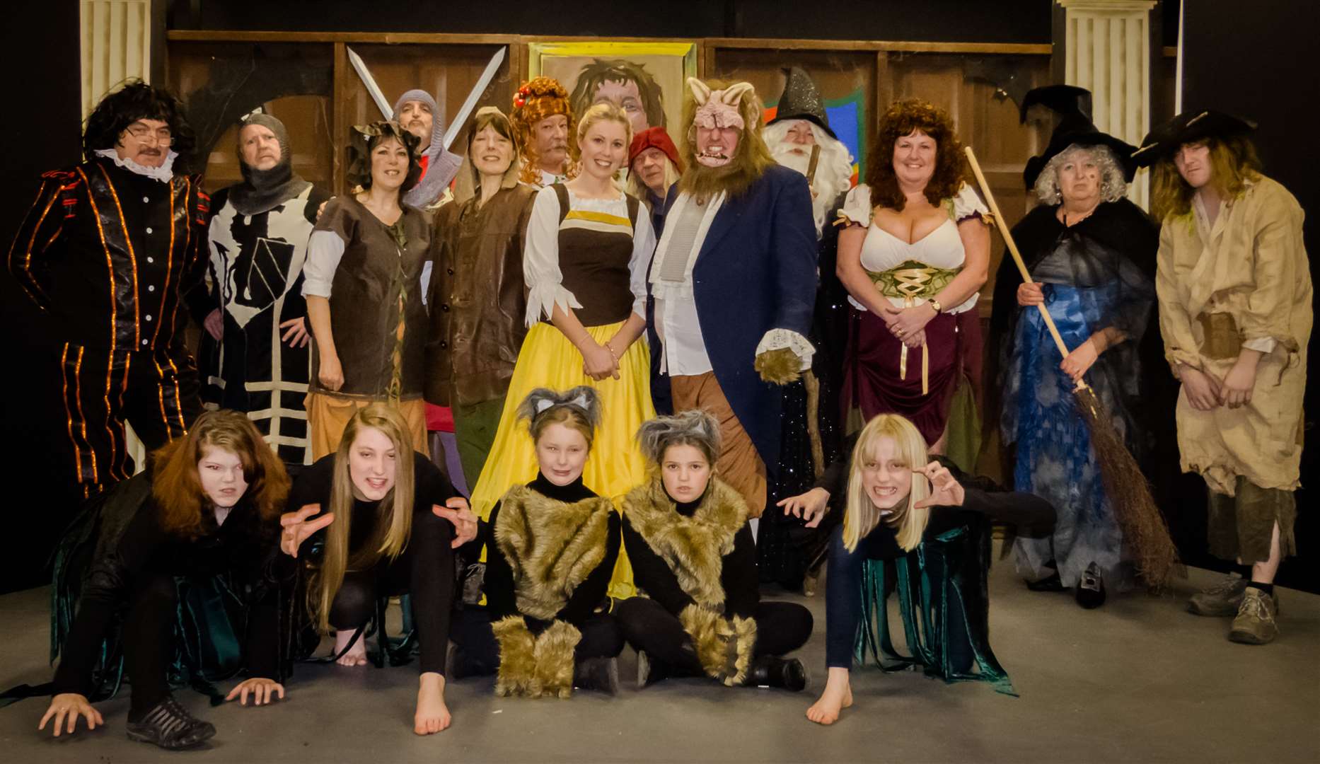 The Hare & Hound Players panto in Northbourne, Near Deal: Full cast photo
