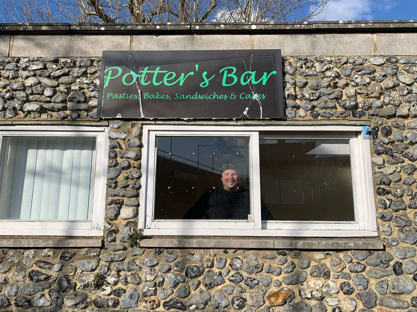 The former Potter's Bar on The Rope Walk in Sandwich is to become an ice cream parlour